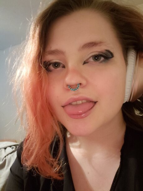 EnbyBunny model nudes archive