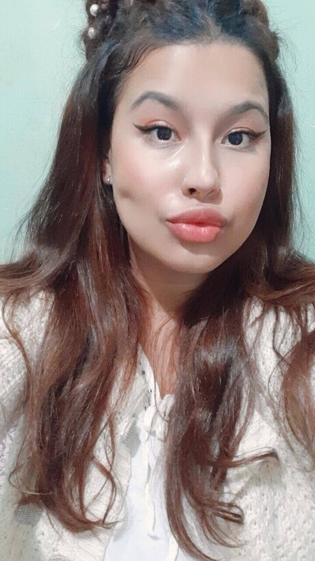 Kakau model nude pics