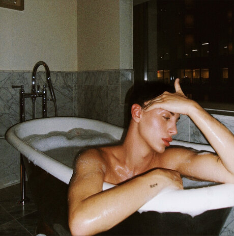 Icybaby free star img