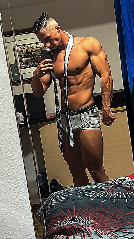 _Coyote_ nice model pictures