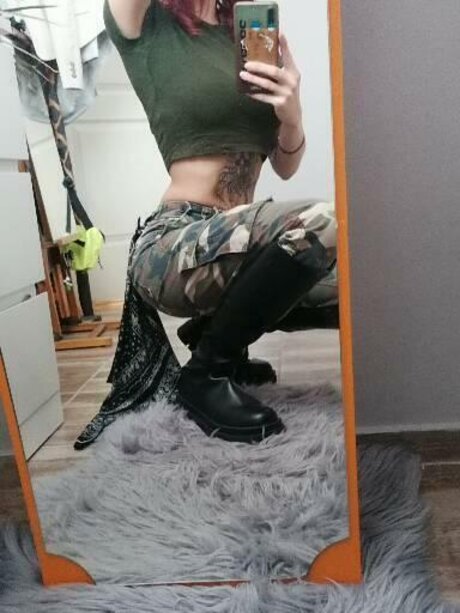 Lola Hola star top photos