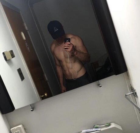 Step Trainer star art img