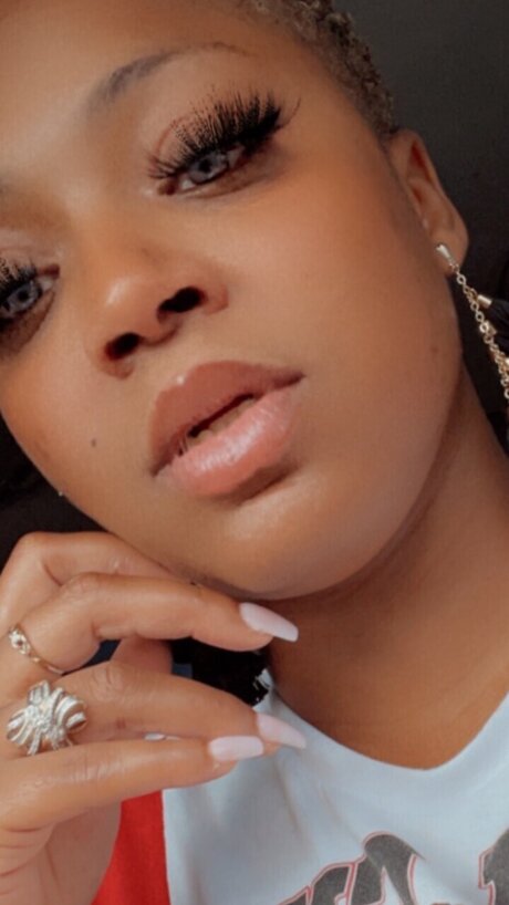 Loretta Sunshyne_ free actress pic