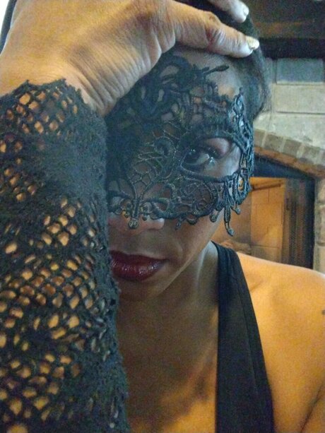 Skyy Walker pretty pornstar archive