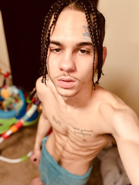 RizzyTron_ sexy star pictures