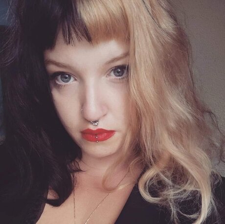 Marcela high quality model pic