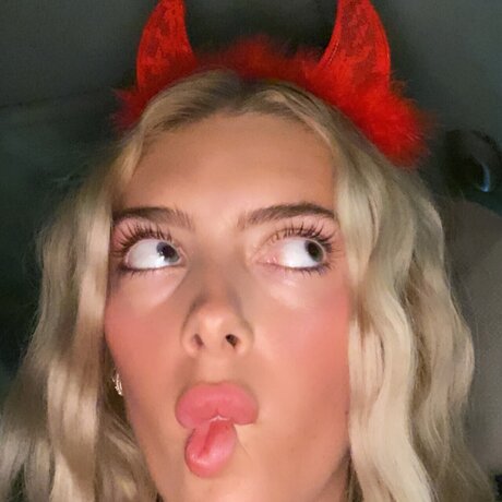 u252526626 beautiful pornstar photos