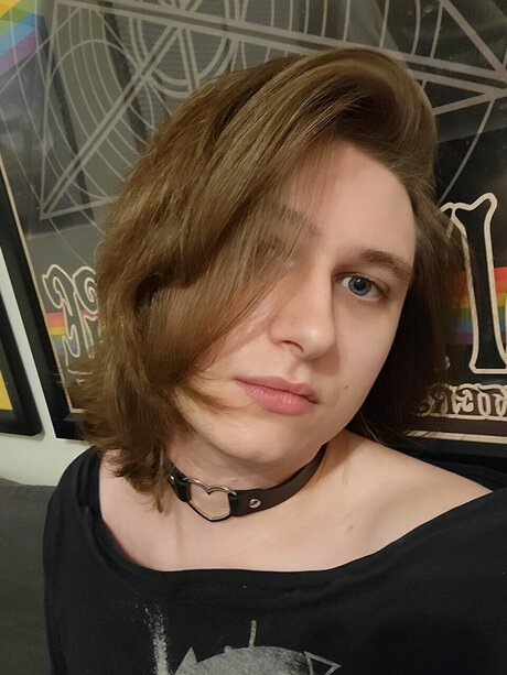 Cr4zyG4mr_ pornstar img