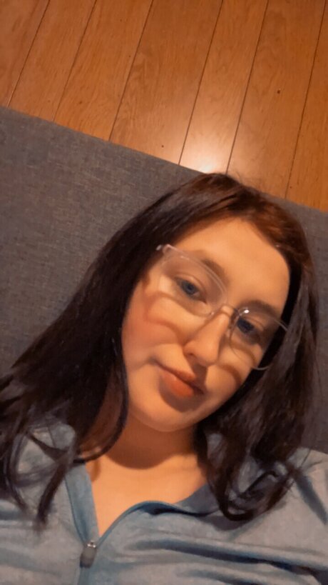 Melony naked star image