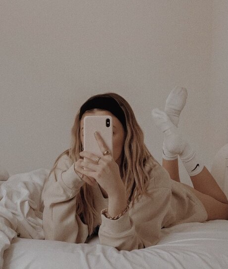 Alix Spice_ model sexy pic