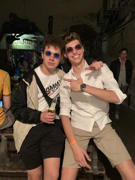 Robert Muzsic free actress photo