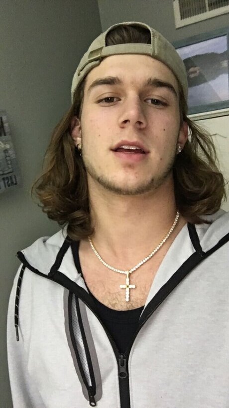 Dopey nude pornstar img