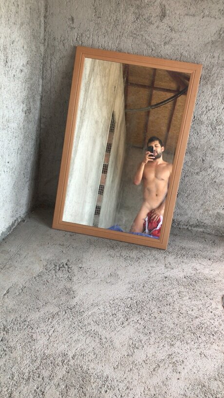 Tunahan Yorulmaz model top gallery