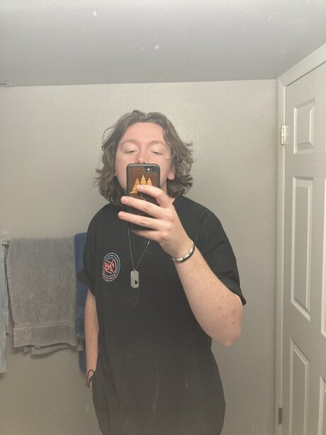 Wyatt price model porn image