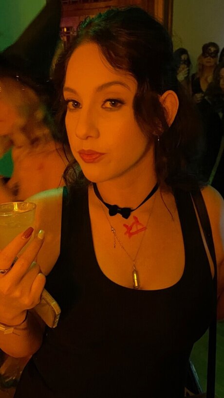 Ariel Appetite nude star pic