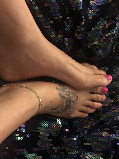 Rhiamon nudes star pics