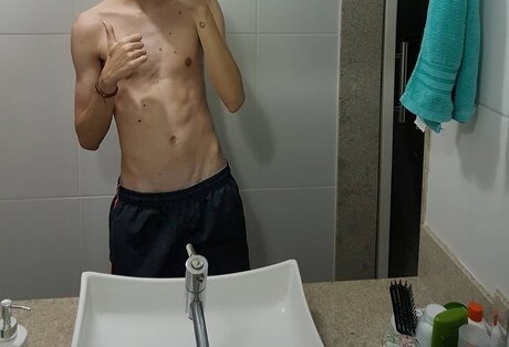 Baby Lima nude pornstar pic