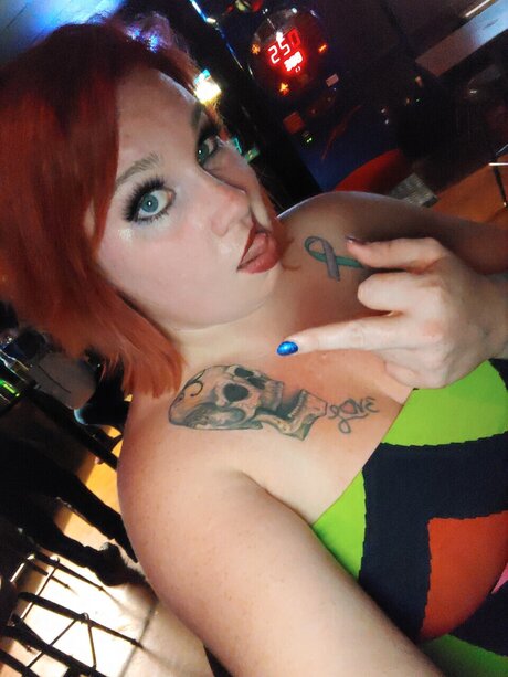 Paige Kennon exclusive actress img