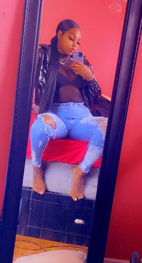 Yeaaaraee star hot images