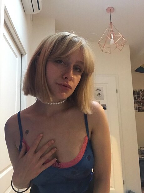 artisticbellah hd actress photo