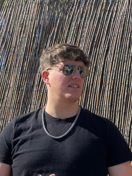 DrakoVlogs xxx model pictures