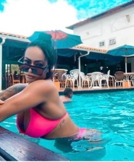 Maviebel star pornographic pics