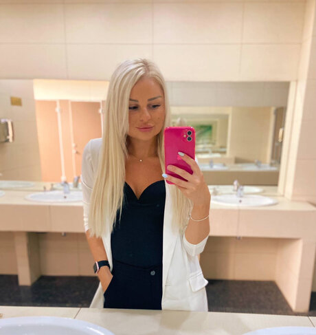 Olena Pastera pornstar sexy img