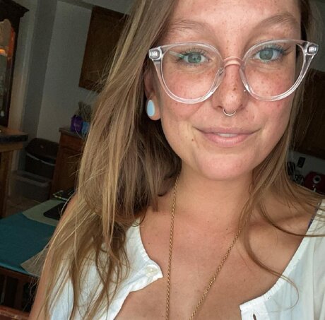 Tori Thurnher nude star picture