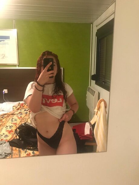 Sassenak pornstar top gallery