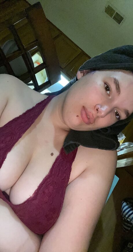 Mahayla Nielsen model perfect pic