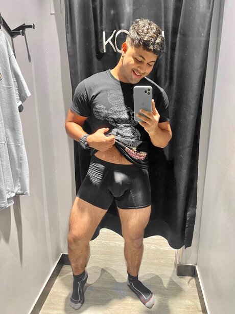 Jorge Torrealba star nude image