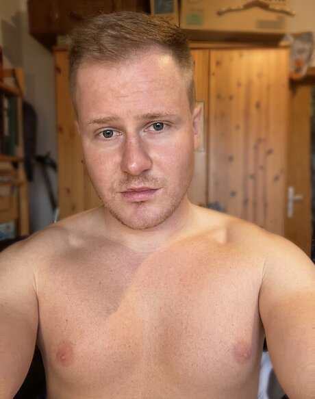 Costa hot model galleries