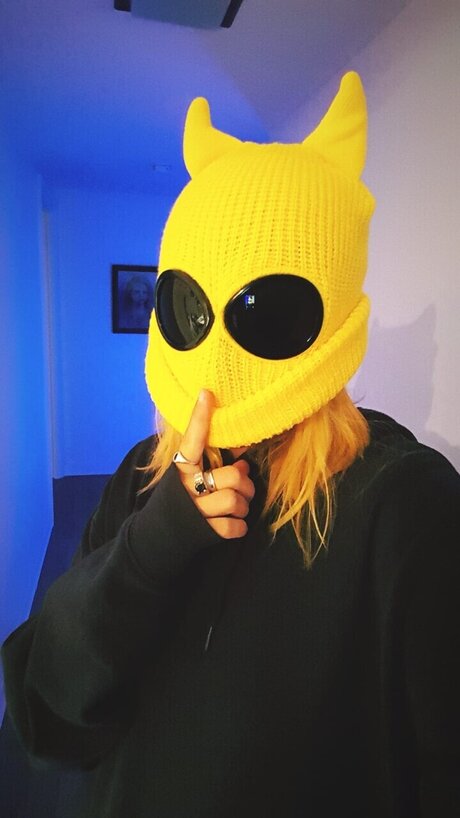 ButterCup sexy pornstar image