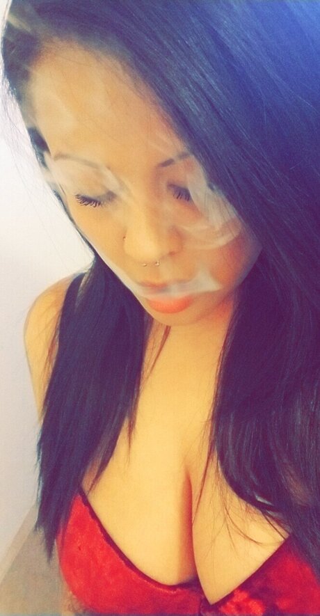 Dreamy porn model img