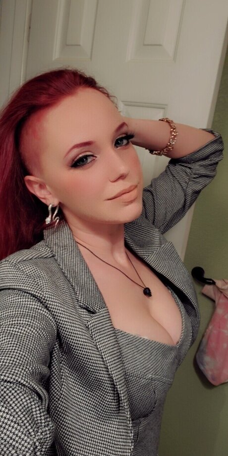 Aphrodite Vixen pornstar hot images