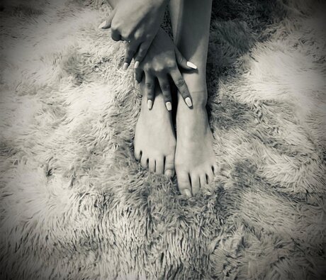 PetiteFeet hd model photos