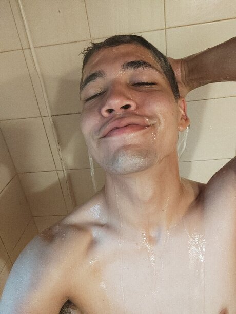 Swepe Aquino star nudes pic