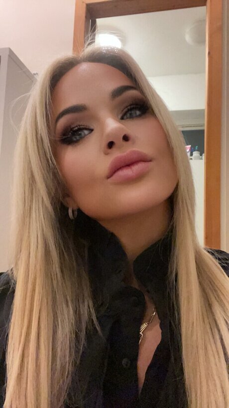 Scottish Lass star sex image