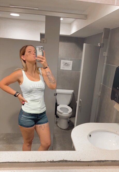 Jaybird pornographic star picture