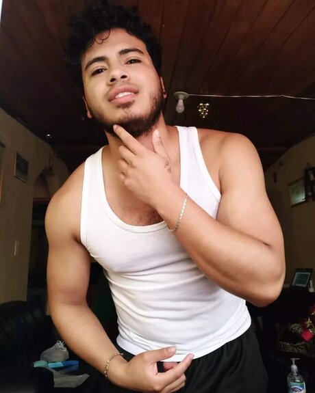 Jefferson obando naked model gallery