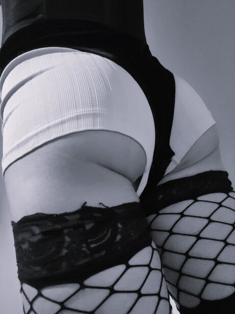 Happenis Mandy art pornstar pictures