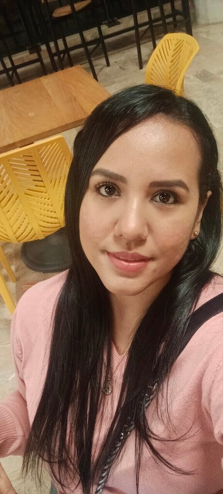 Aleja pornstar art photo