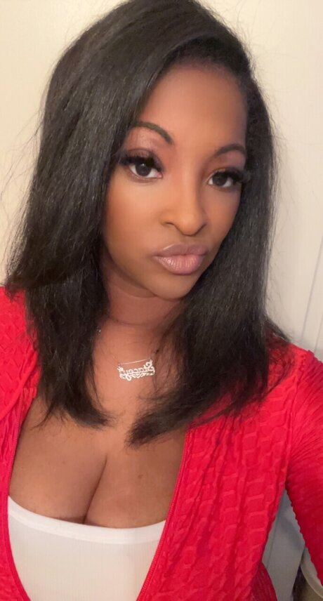 Spacey model hd image