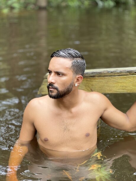 Jhonjhon model pretty photo