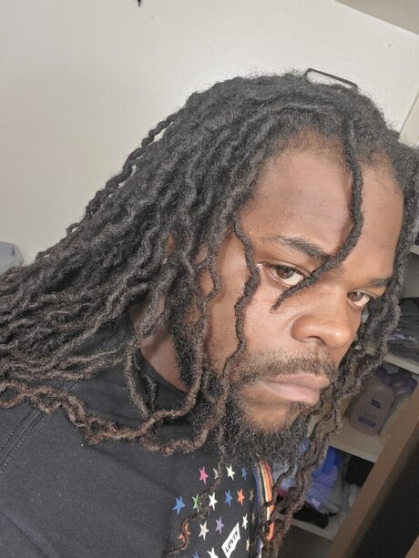 BIG DEE model naked photo