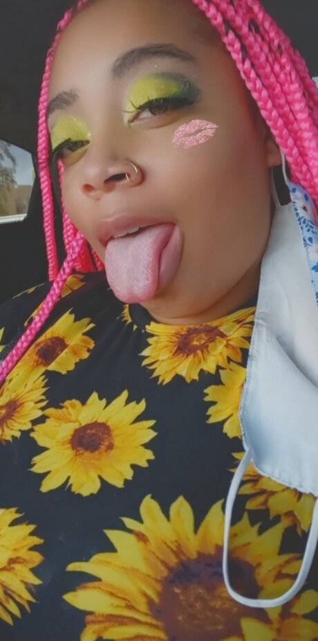 QueenDej pornstar hot photo