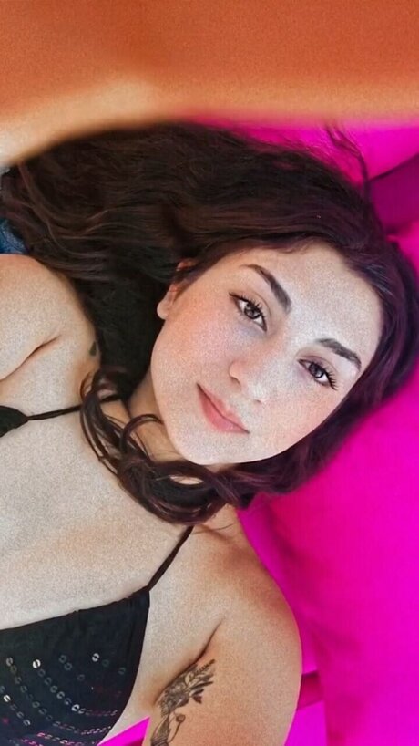 HolyLady star naked img