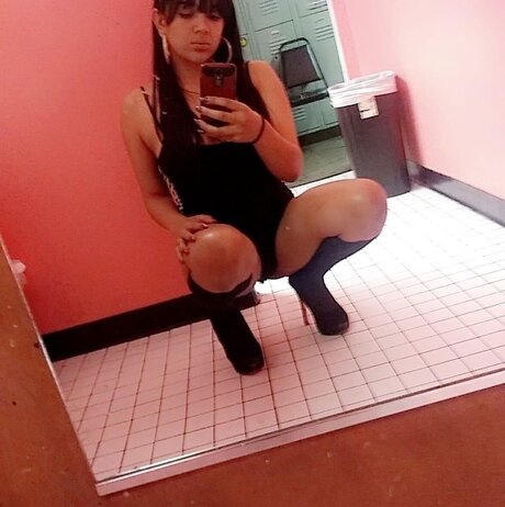 Giuliana Anais model adult picture