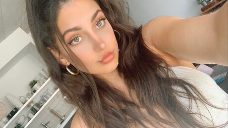 Nyla Rose star nudes pictures