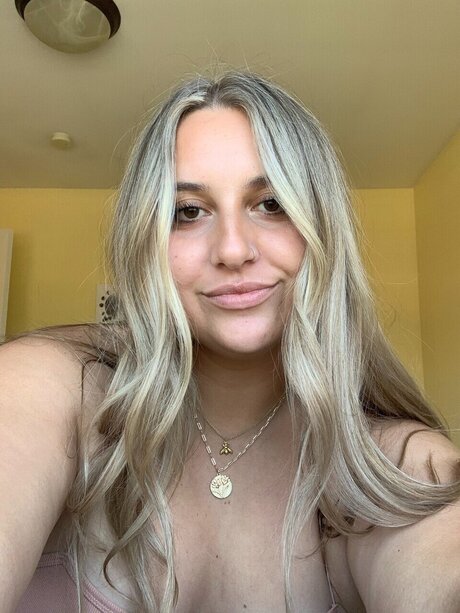 Bella Marie_ star xxx img